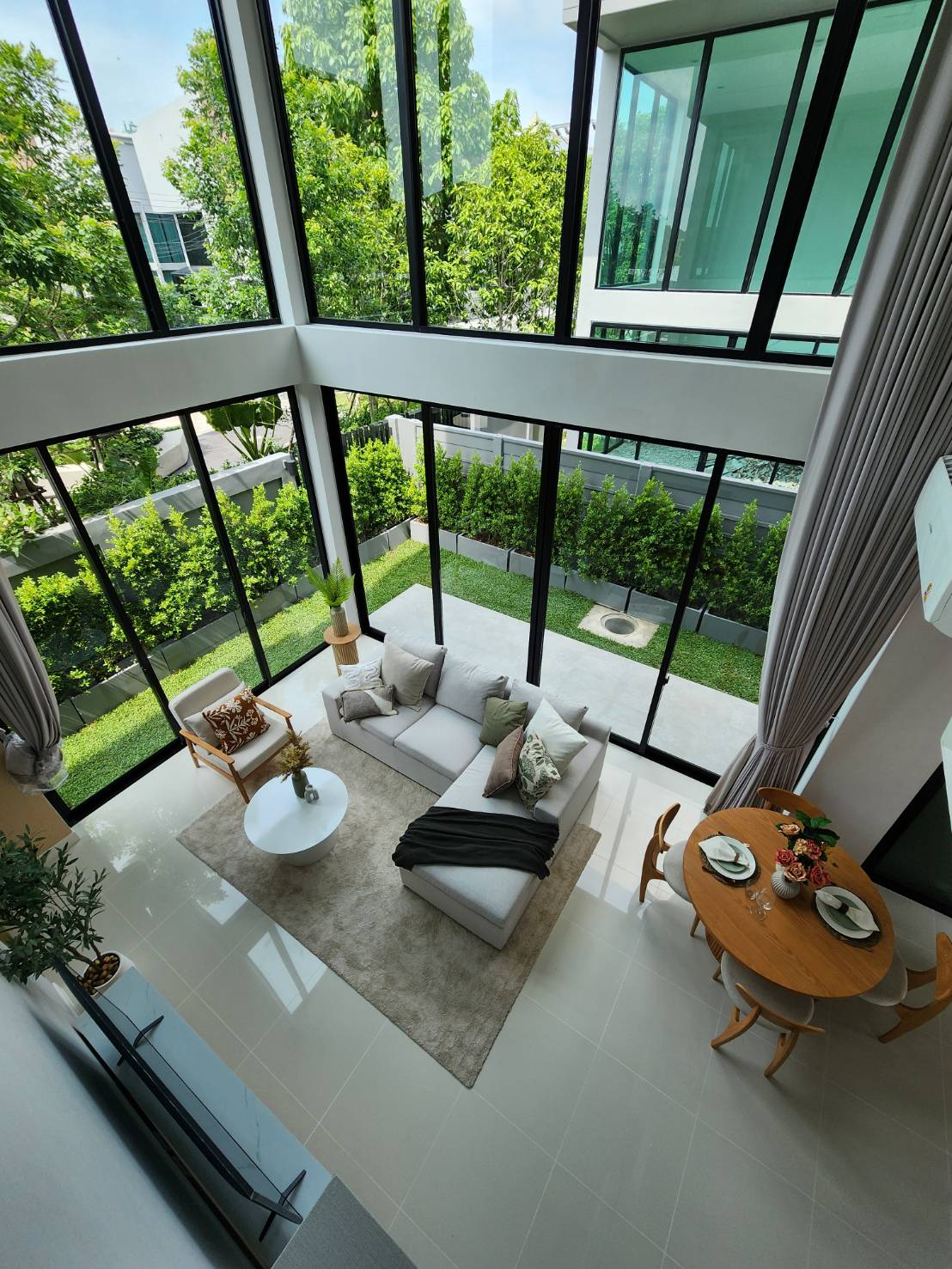 Thawee Residence